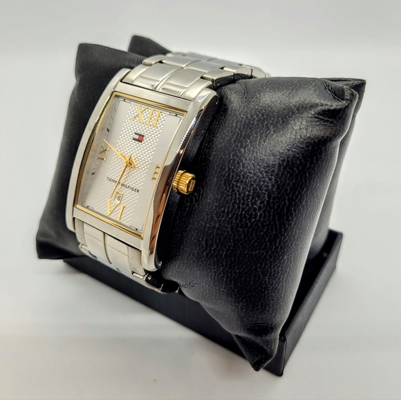 Tommy Hilfiger Kirkwood 1710179 Stainless Steel Silver and Gold Bracelet Watch - Picture 3 of 6